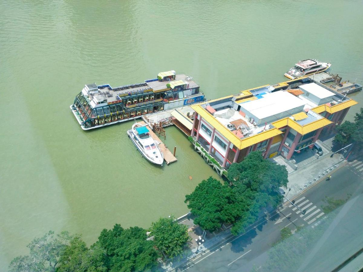Howard Johnson Riverview Hotel Kuangcsou Kültér fotó